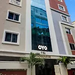 Collection O J Royal Luxury Rooms