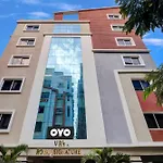 Collection O J Royal Luxury Rooms