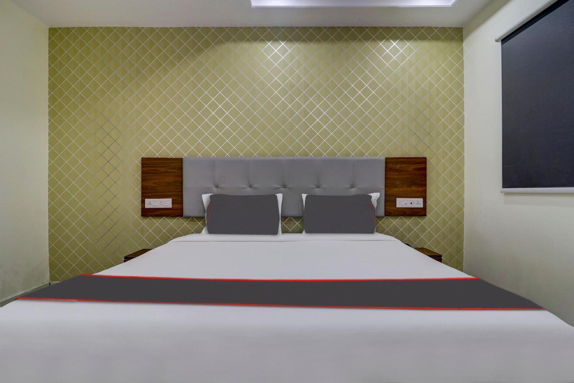 Collection O J Royal Luxury 3*
