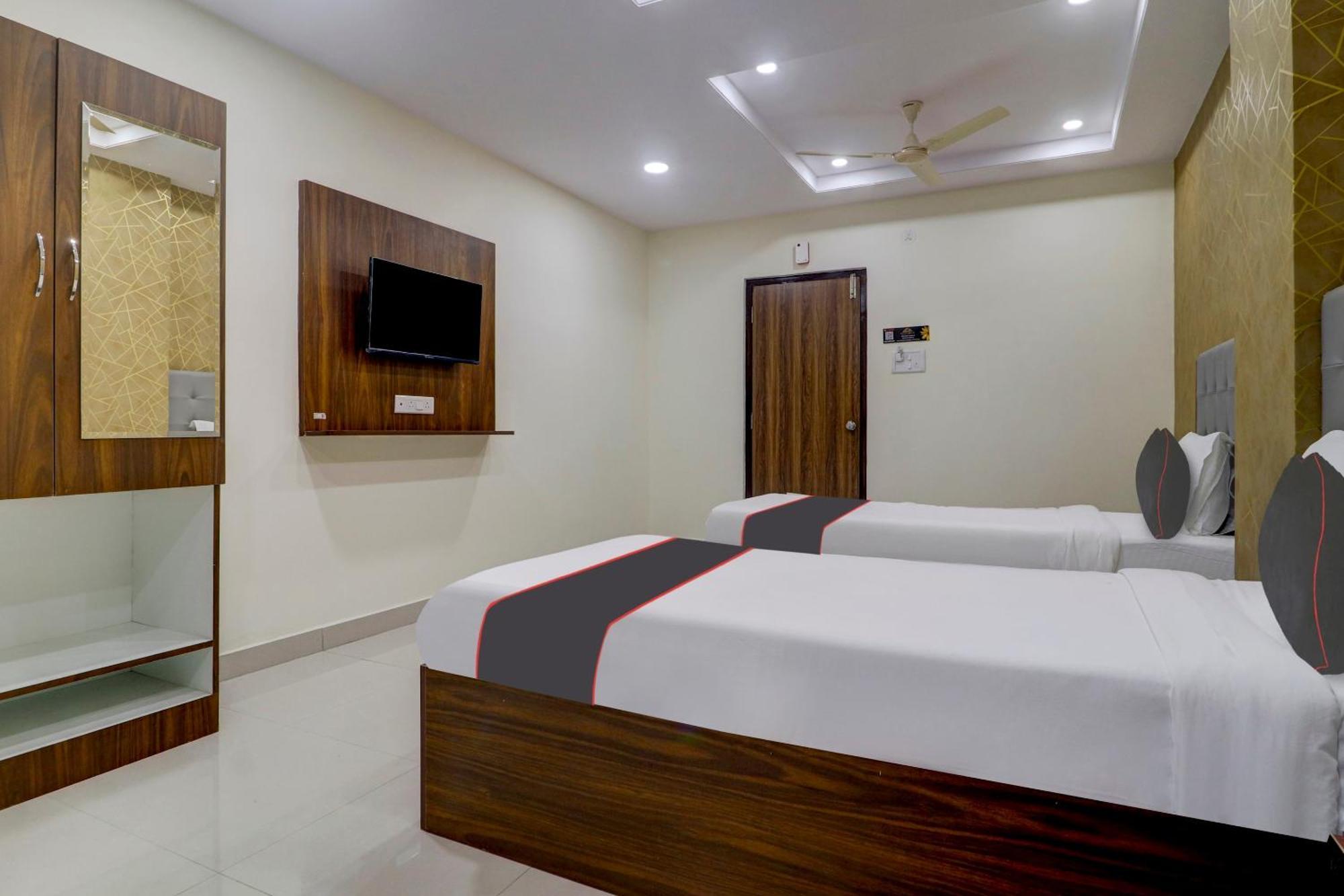 Hotel Collection O J Royal Luxury