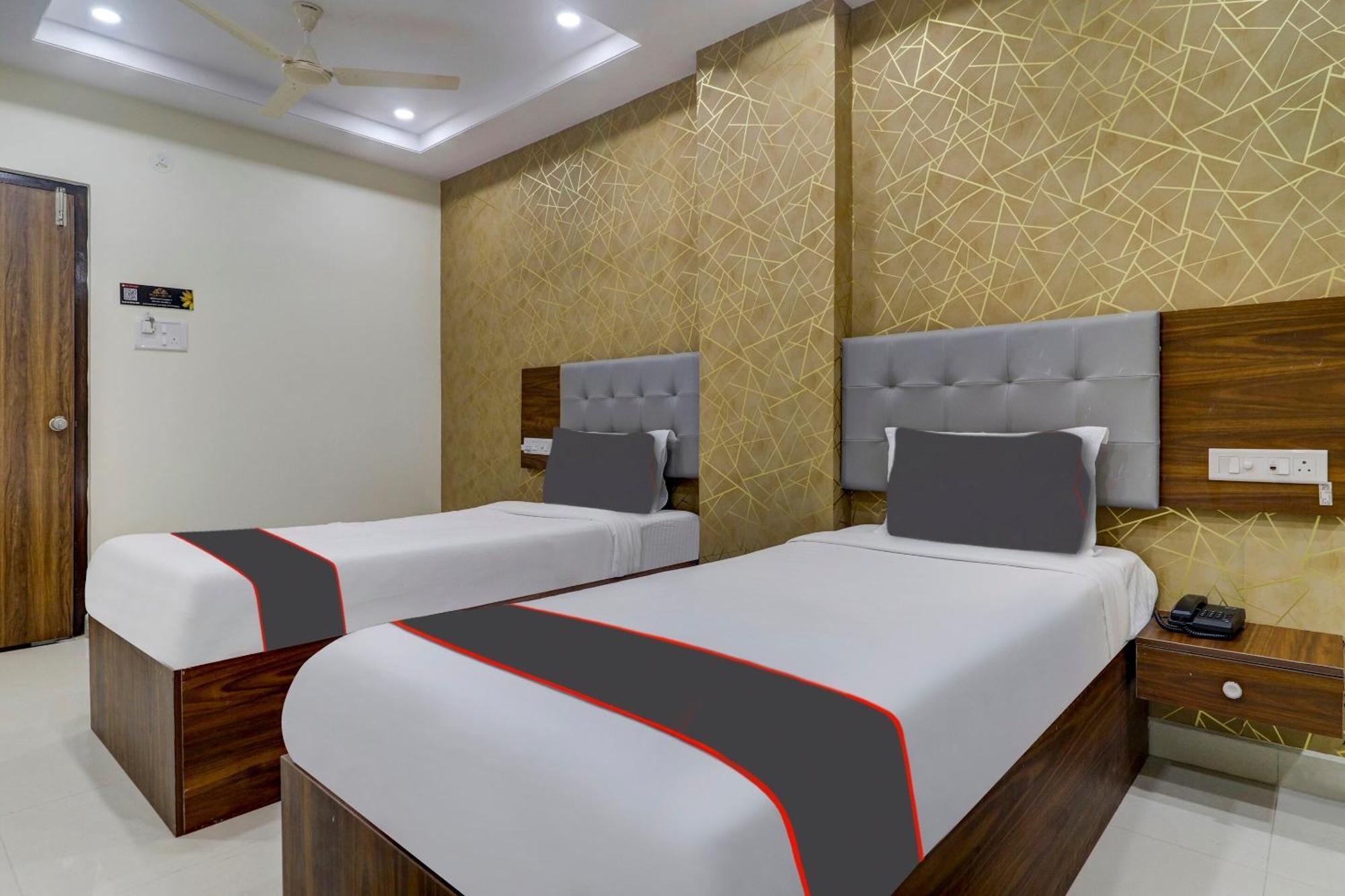 Collection O J Royal Luxury 3*